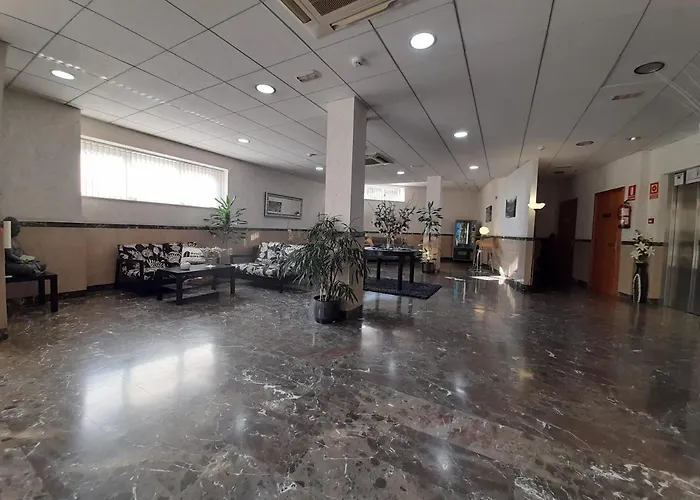 Avenida Hotel 2*