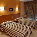 Avenida Otel 2*