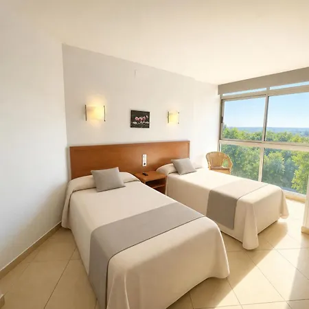 Avenida Hotel