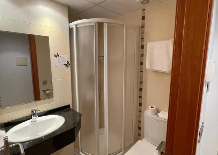 Avenida Hotel 2*